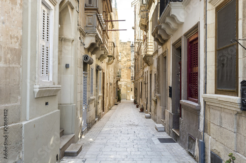 Fototapeta Naklejka Na Ścianę i Meble -  Street on the island of Malta