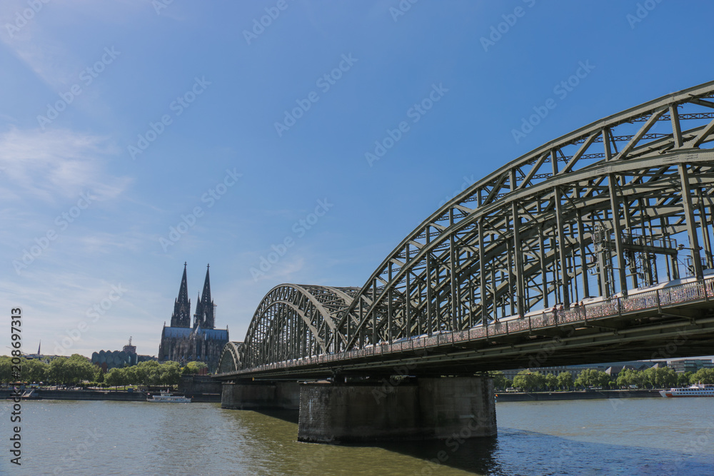 Hohenzollernbrücke and Kölner Dom