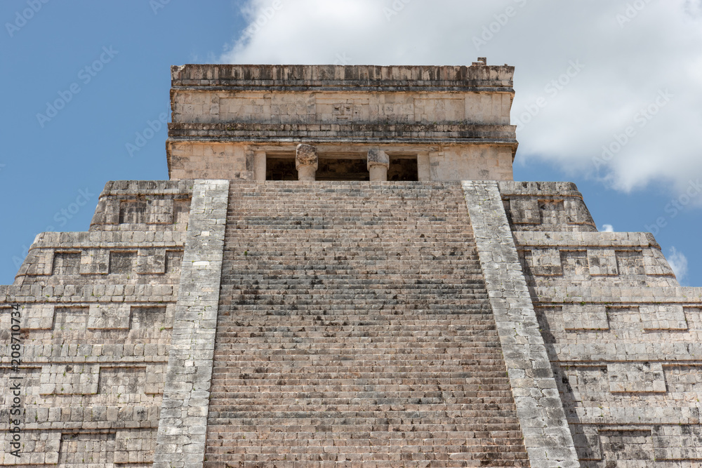 Chichen Itza, one of the most famous Mayan cities. Mexico, Chichen Itzá, Yucatán.