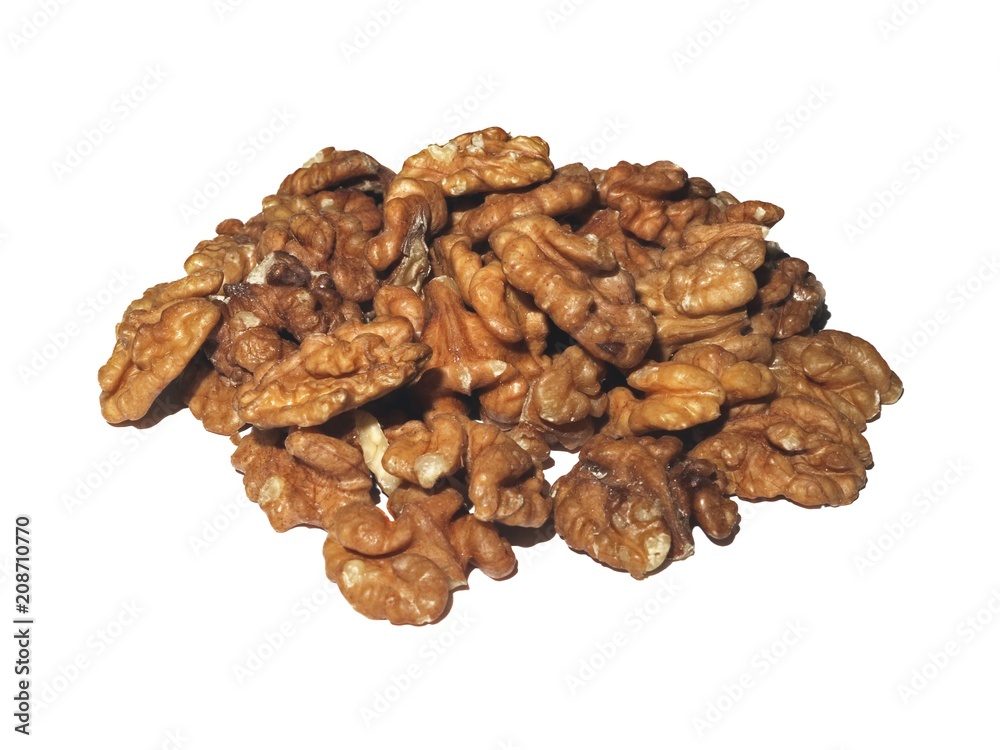 Isolate kernels of walnuts on a white background.