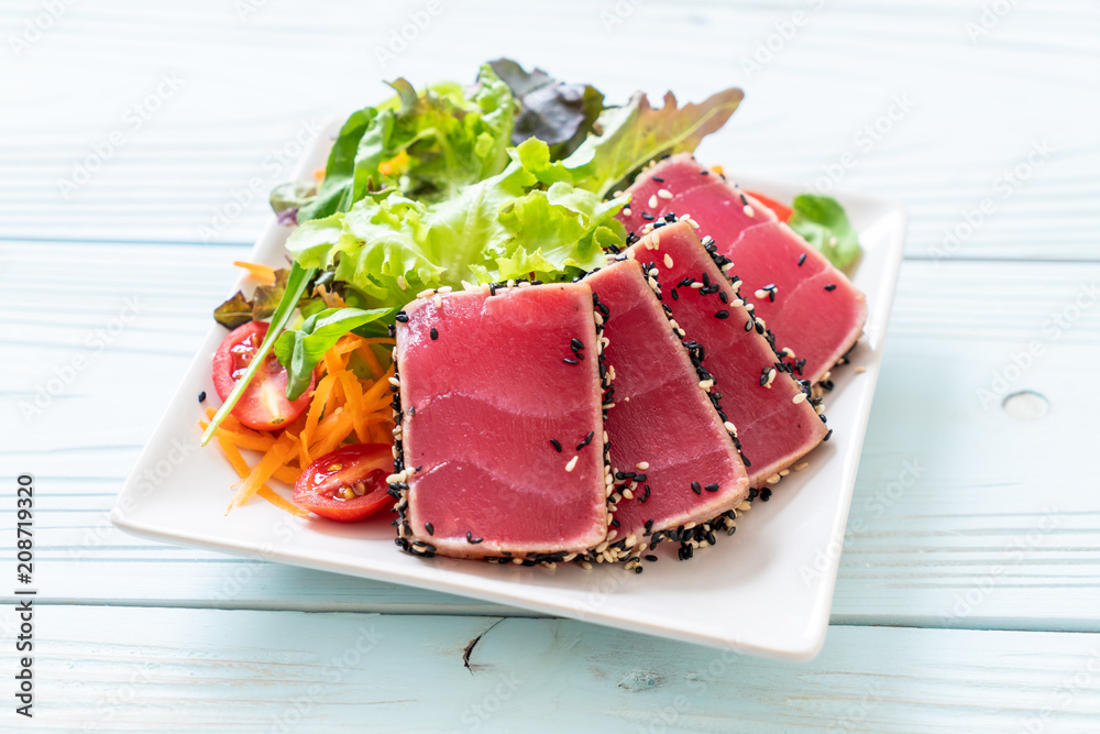 fresh tuna raw with vegetable salad fresh tuna raw with vegetable salad