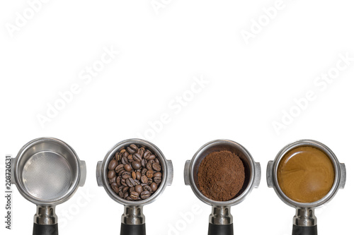 Coffee barista scoops or spoon machine crossing from empty to a filed spoon with espresso