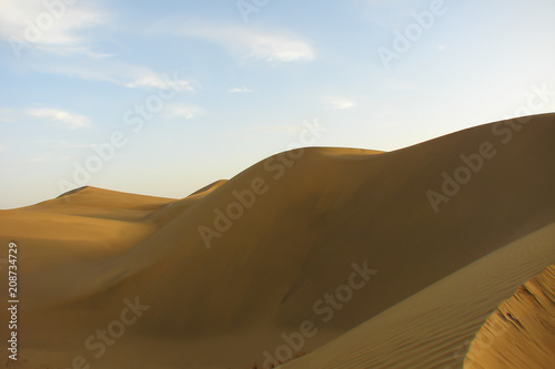 bright yellow sands of Taklamakan desert  China   high barchans