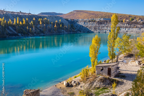 turquoise lake on a Sunny autumn day