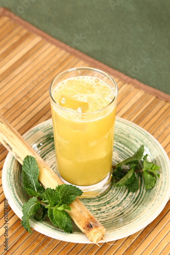 Sugarcane juice, Indian Summer Drink