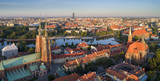 Widok z lotu ptaka na Ostrów Tumski, rzekę oraz południową część miasta - Wrocław, Polska