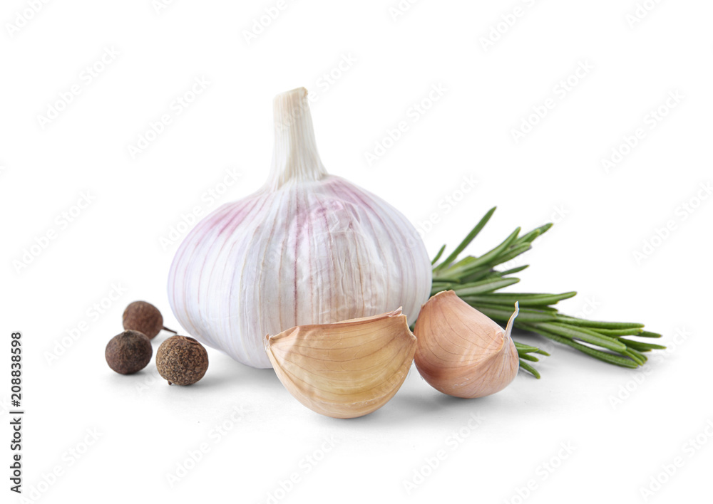 Fresh garlic, rosemary and allspice on white background - obrazy, fototapety, plakaty 