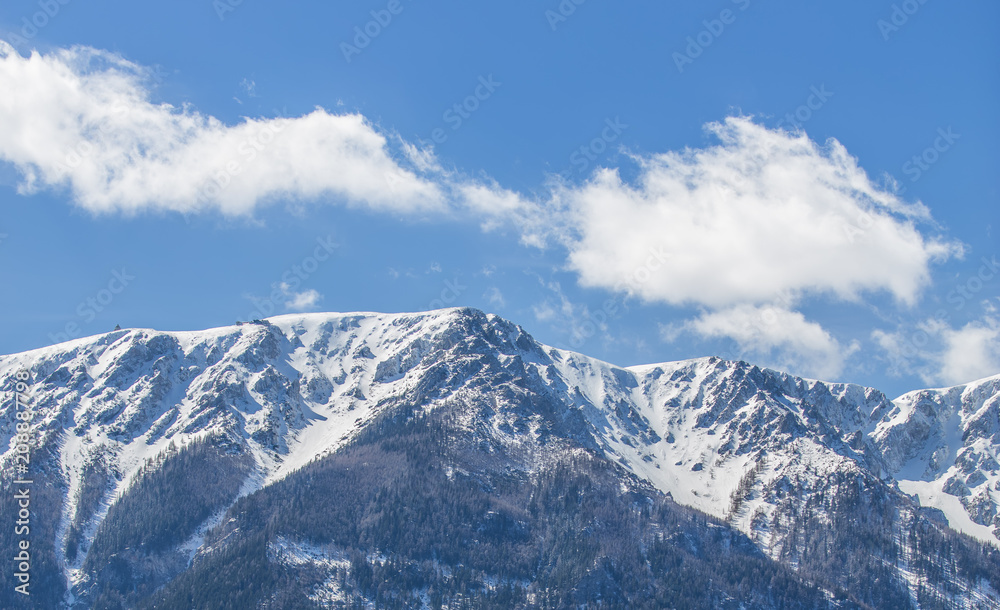 snow tops of the mountain 
