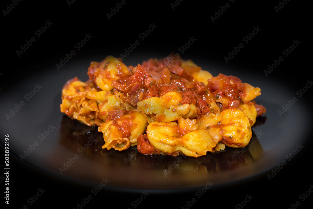 Tortellini on black Tortellini on black