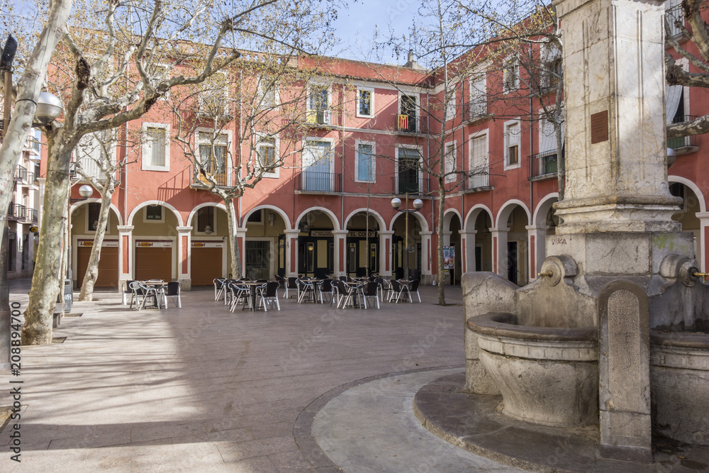 Village view, square Sant Joan, historic center,Catalonia.