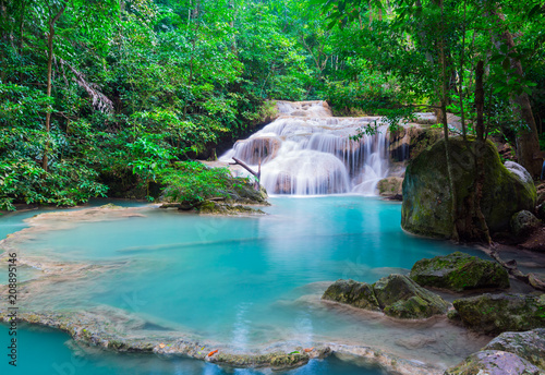 Fototapeta Naklejka Na Ścianę i Meble -  waterfall in tropical forest