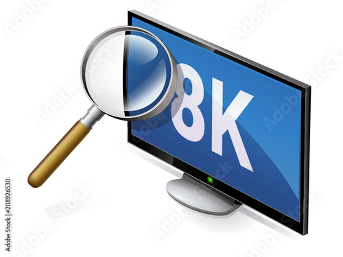 Téléviseur 8K à la loupe (reflet)
