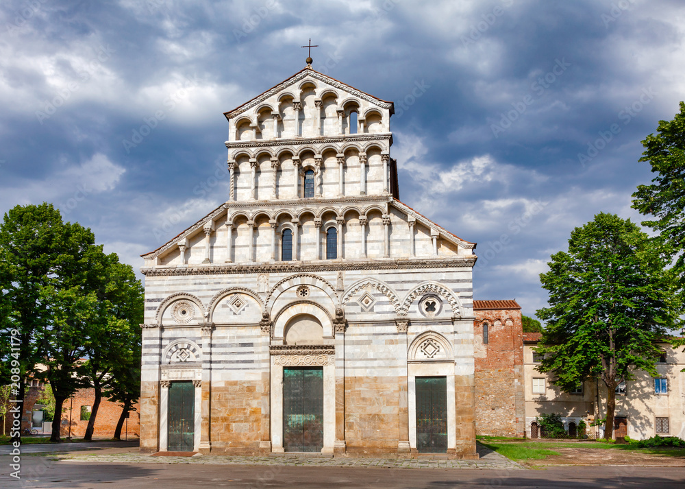 San Paolo a Ripa dArno church Arno River embankment Pisa Tuscany Italy San Paolo a Ripa dArno church Arno River embankment Pisa Tuscany Italy