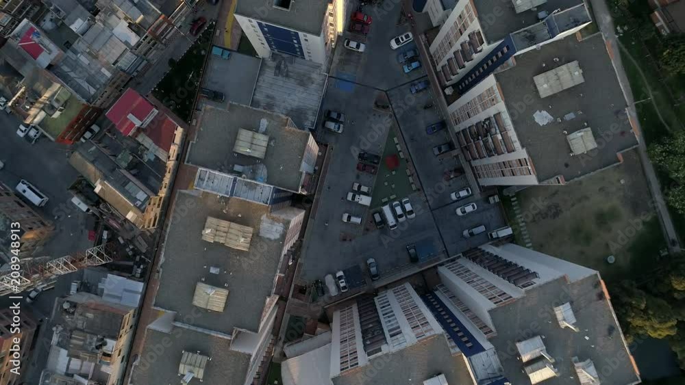 Vista aérea de edificación residencial
