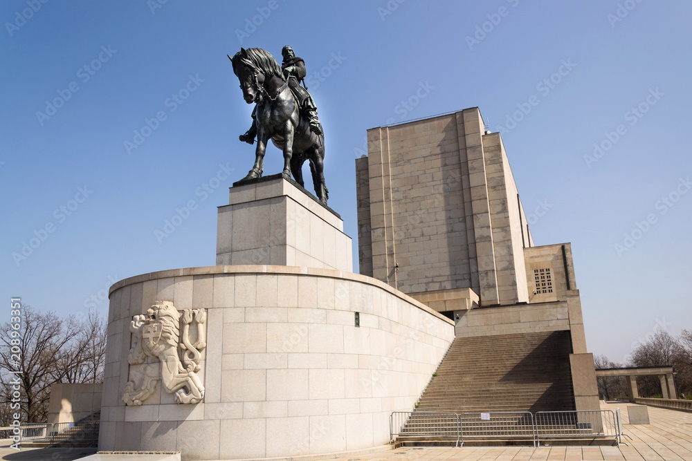 Obraz premium Jan Zizka equestrian statue, National memorial Vitkov, Prague, Czech Republic