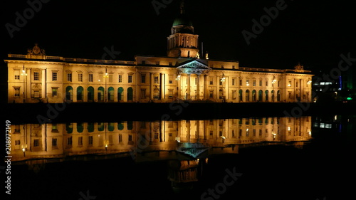 Canvas Print dublin parlament