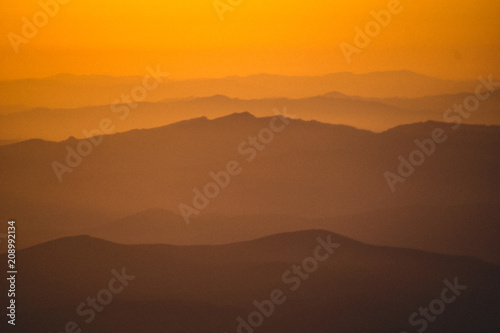 Rolling Hills Sunset © henry