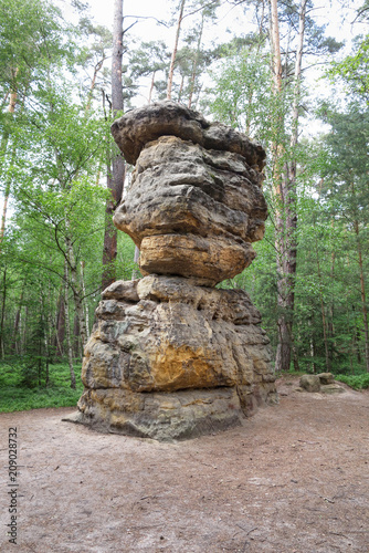 Seven Loaves - Rock Formation © siloto