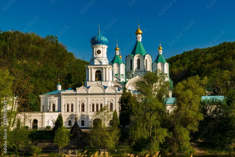 Svyatogorskaya lavra