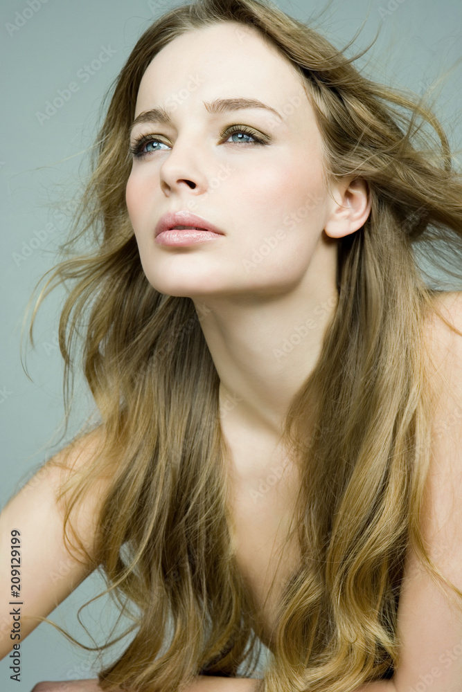 Naklejka premium Model Beauty Stylish Makeup Portrait