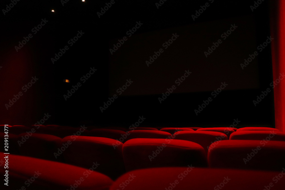 Fototapeta premium cinema siège rouge noir