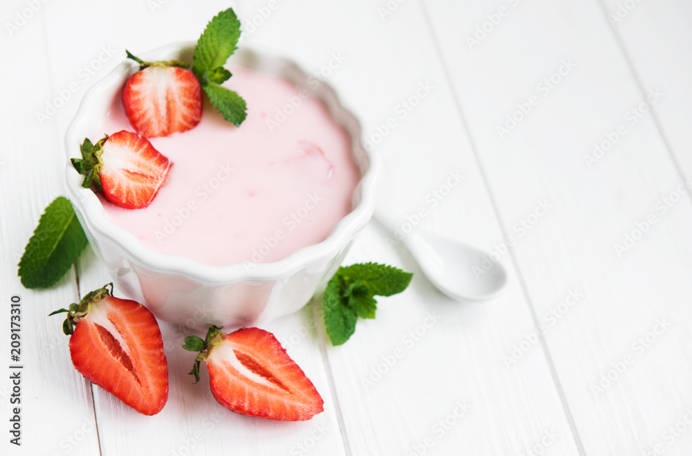 Bowl with strawberry yogurt Bowl with strawberry yogurt