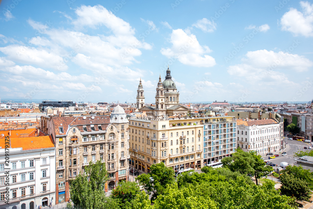 Fototapeta premium Panoramic aerial view on the old town with famous saint Stephen cathedral in Budapest city, Hungary