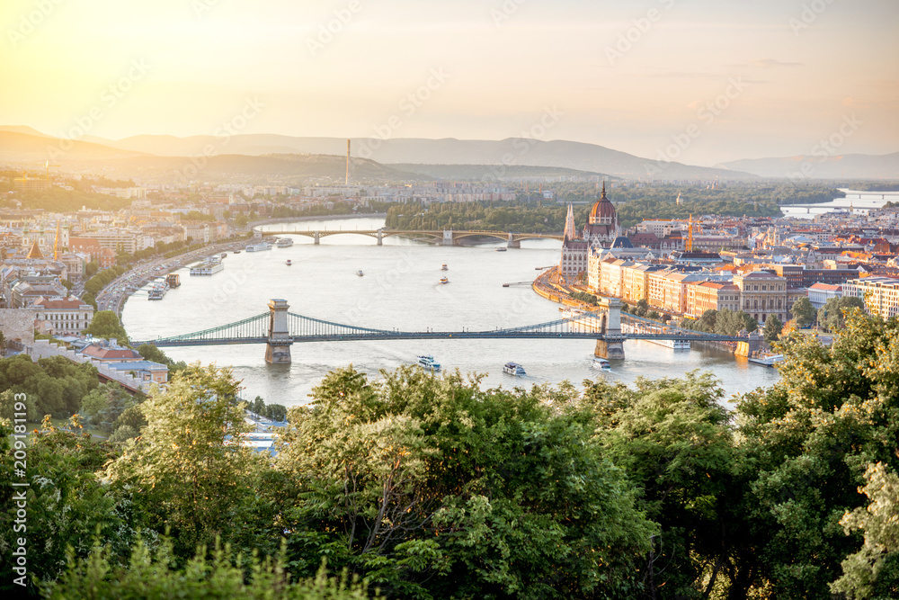 Landscape aerial view on the river with famous Chain bridge during the sunset in Budapest city, Hungary