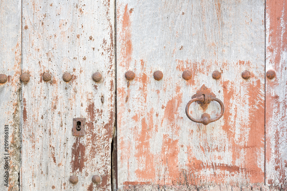 Detail einer Holztüre als Hintergrund Detail einer Holztüre als Hintergrund