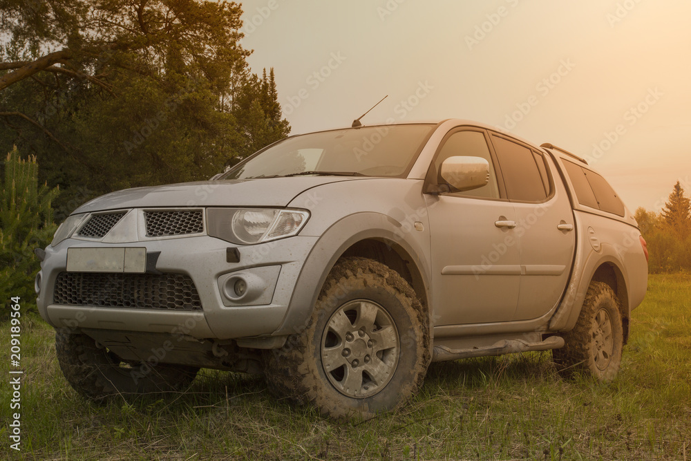 Fototapeta premium off road car