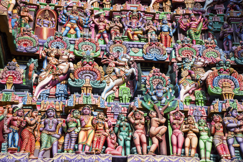 Colorful idols on the Gopuram, Sarangapani Temple, Kumbakonam, Tamil Nadu, India