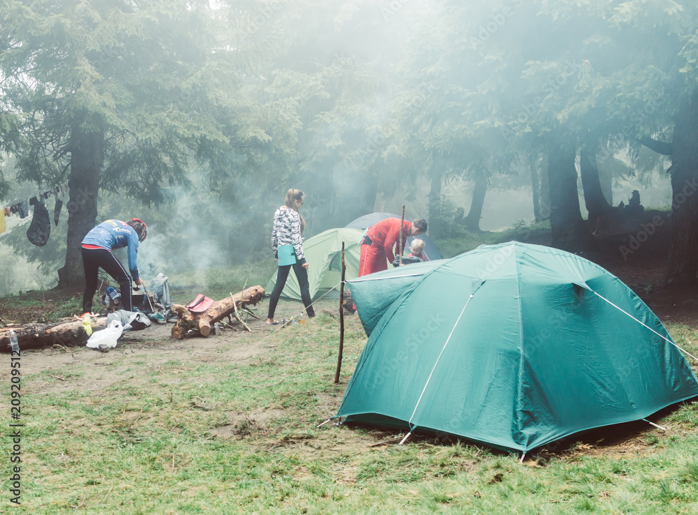tent campers fog