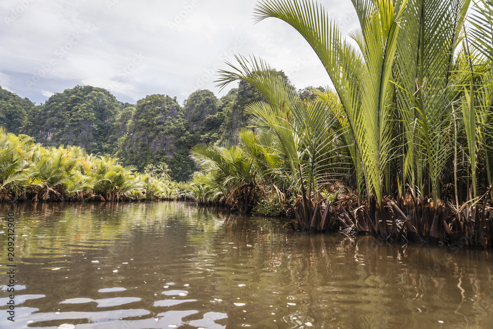 Sulawesi ; Der Fluß Sulawesi ; Der Fluß