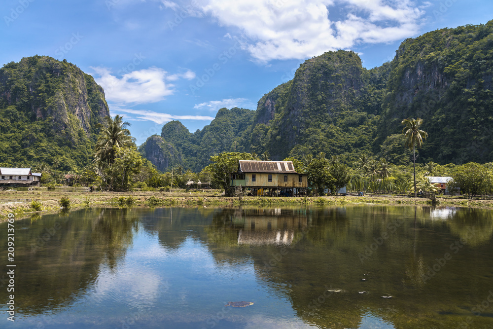 Fototapeta premium Sulawesi ; Das Tal von