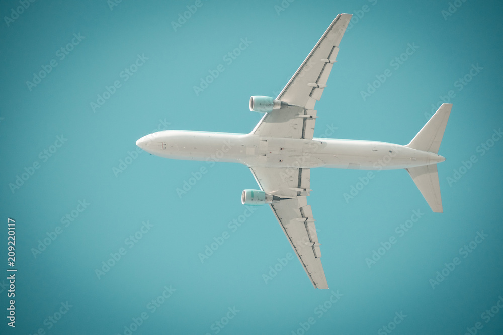 Aircraft in the sky Aircraft in the sky