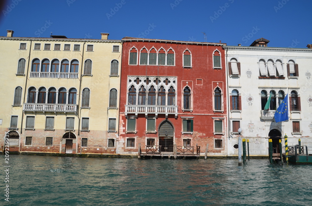 Fototapeta premium venice city canal italy architecture
