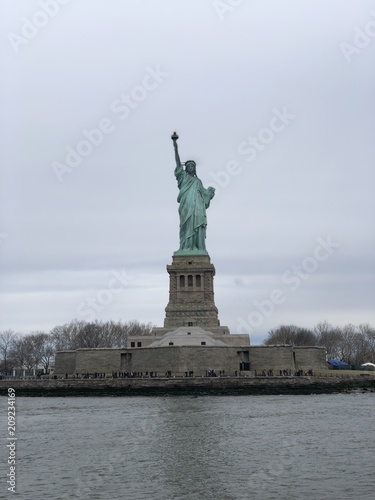 estatua de la libertad  Estados Unidos © Alex Gzmn
