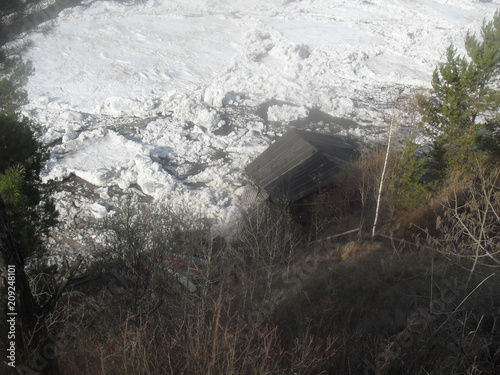 ice broke on the Angara