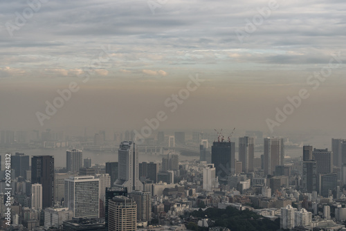 モヤに包まれる高層ビル群 Cityscapes of tokyo in Fog © kurosuke