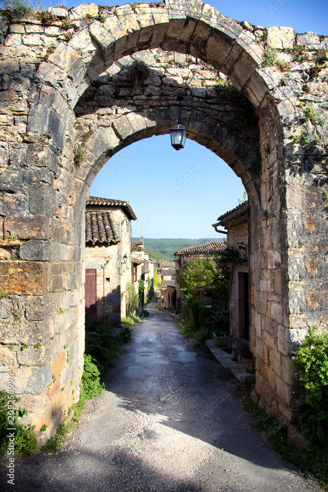 Ruelle du village de Bruniquel,Tarn, Midi-Pyrénées, Occitanie, France