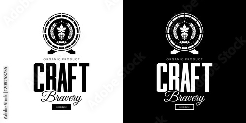 Modern craft beer drink isolated vector logo sign for brewery, pub, brewhouse or bar.
Premium quality old barrel logotype tee print badge illustration. Brewing fest fashion t-shirt emblem design set.