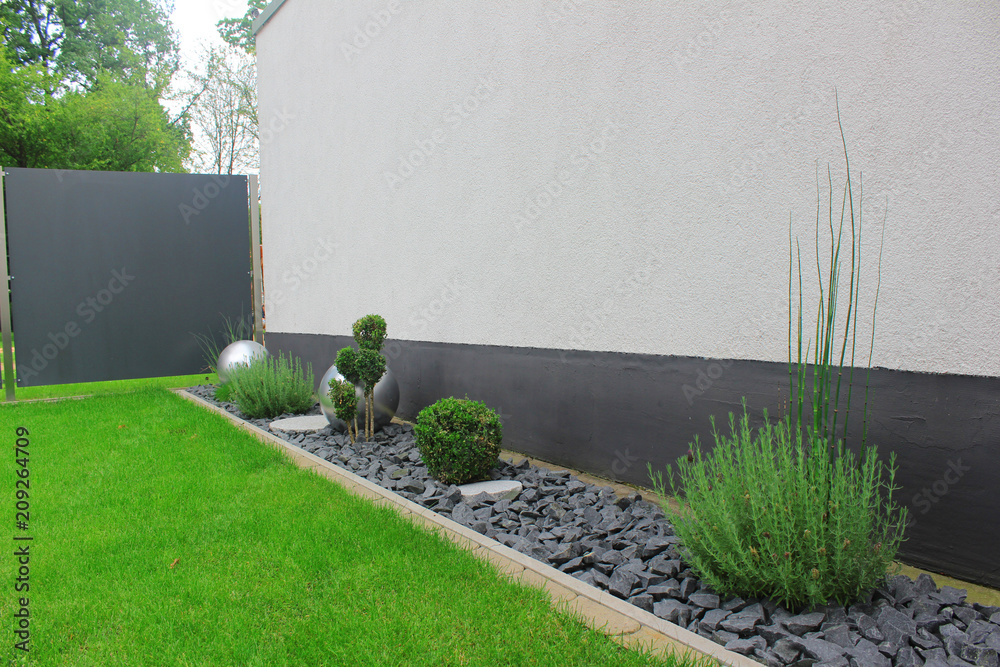 Fototapeta ogród modrner, bukszpan, kamienie