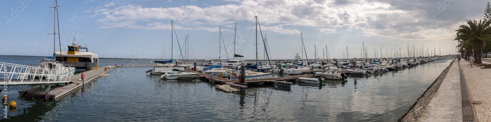 anchored recreational boats