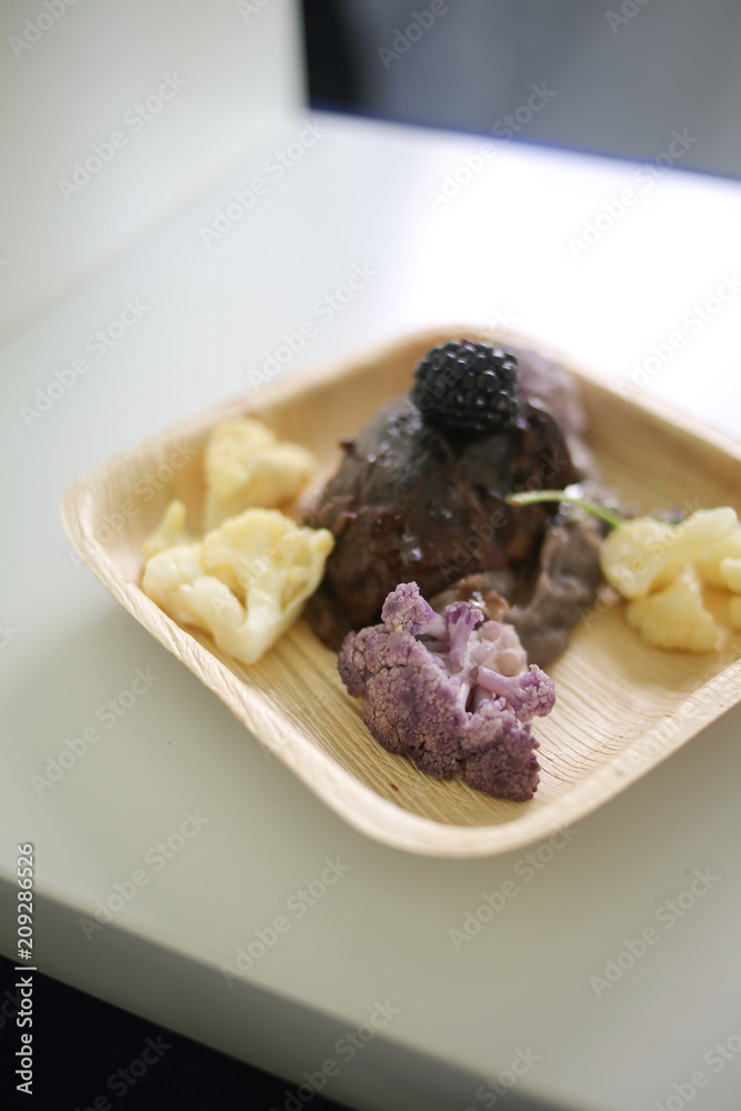 Blackberry Short Ribs with Roasted Cauliflower Blackberry Short Ribs with Roasted Cauliflower