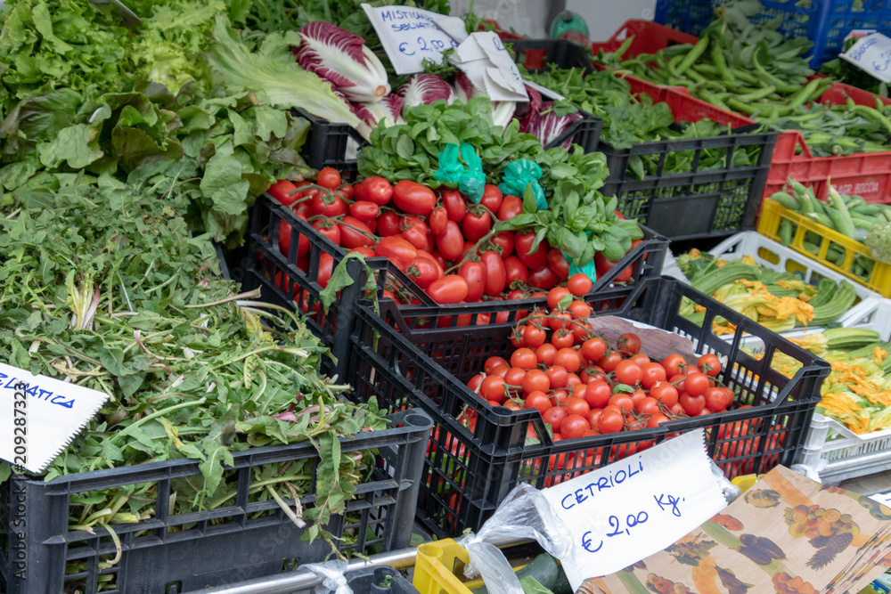 vegetables sold in farmer's market
