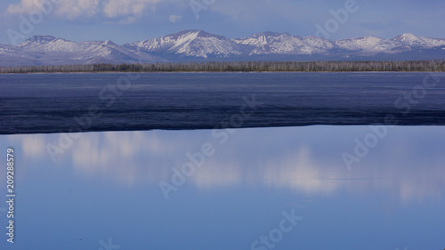 Fototapeta Naklejka Na Ścianę i Meble -  Reflections on ice - Yellowstone Lake