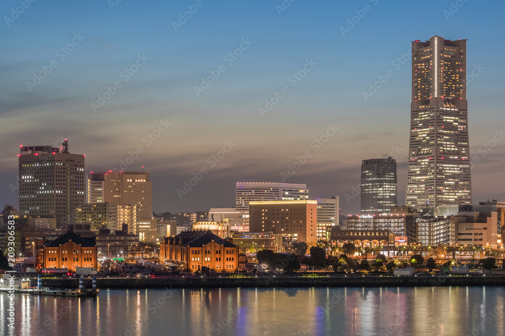 Obraz premium Yokohama bayside city view , Minato Mirai 21 area is a seaside urban area in central Yokohama whose name means 