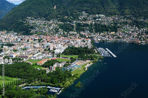 Lago Maggiore Airshots © gmcphotopress