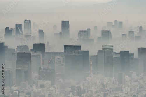                               Cityscapes of tokyo in Fog