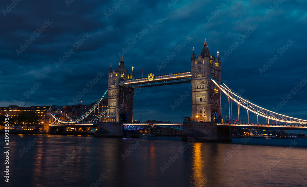 Fototapeta premium Tower Bridge